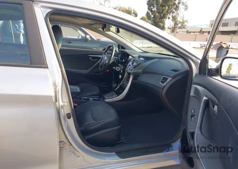 2013 Hyundai Elantra Limited from USA, damaged, VIN 5NPDH4AE2DH284123